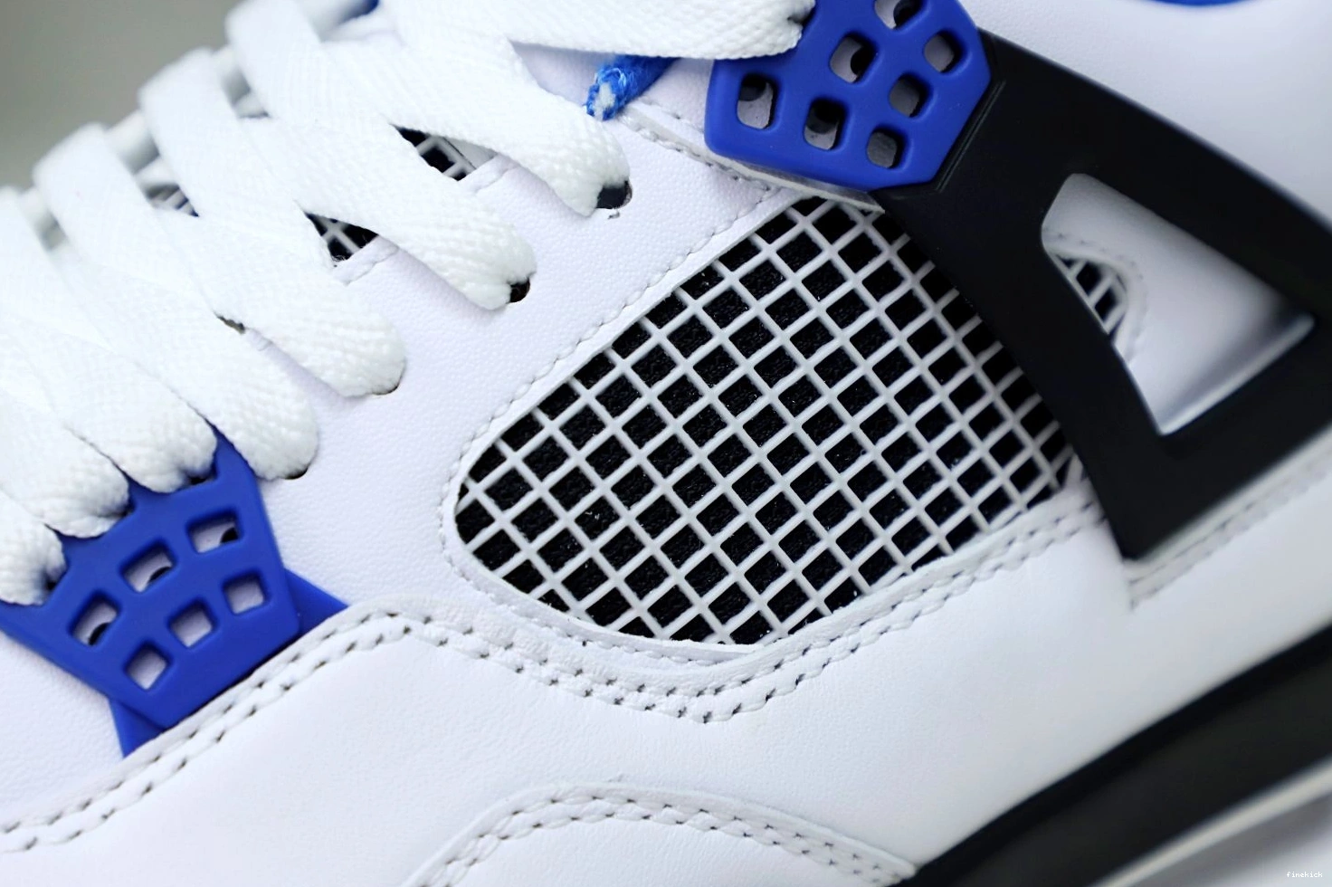 4 JORDAN MOTORSPORTS RETRO AIR 0123